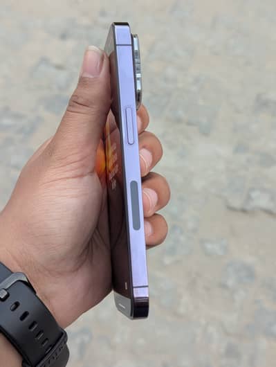 Apple iPhone 14 Pro