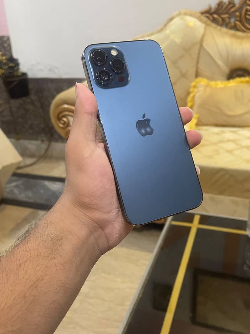 Apple iPhone 12 Pro Max 1