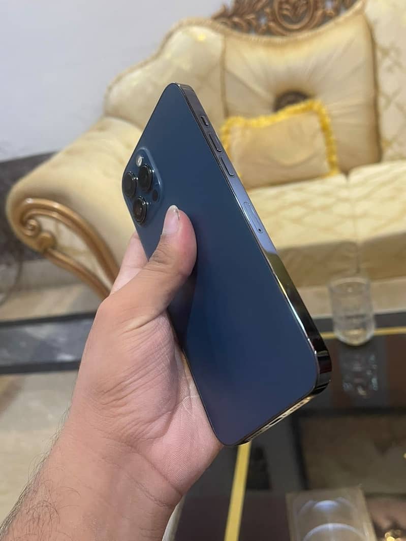 Apple iPhone 12 Pro Max 5