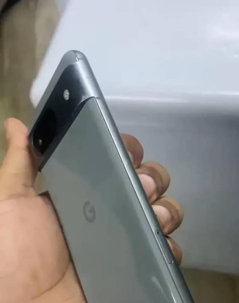 Google Pixel 8 2