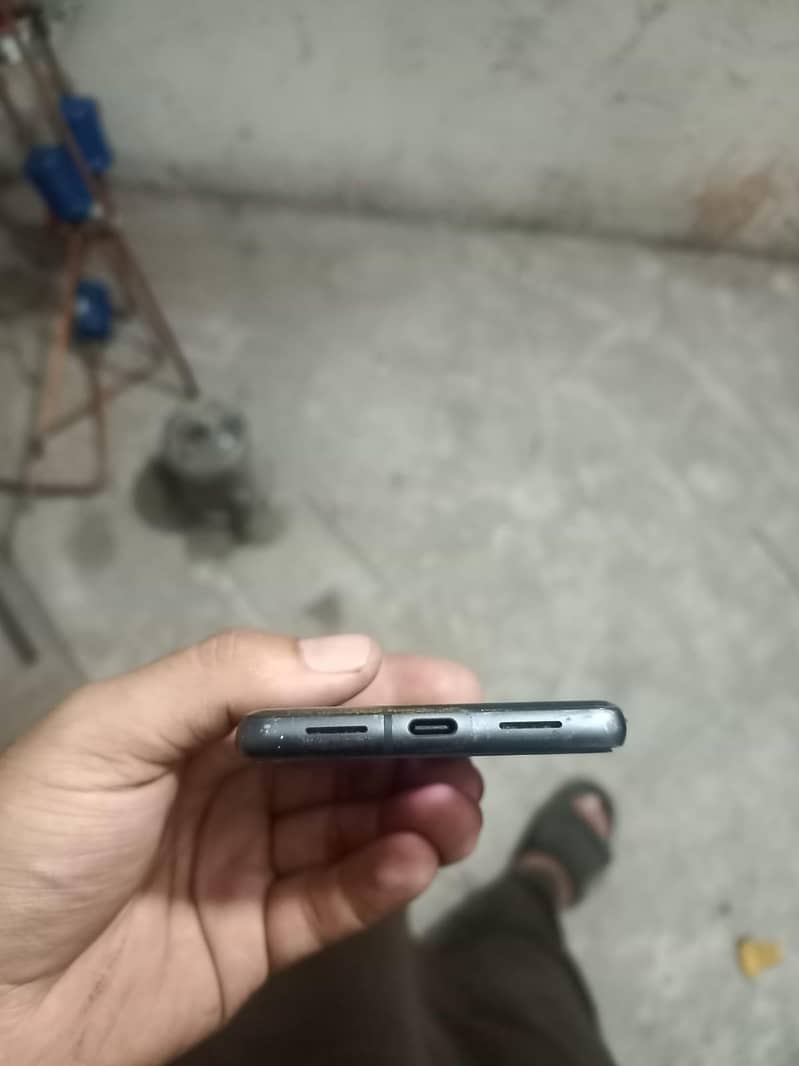 Google Pixel 7 4
