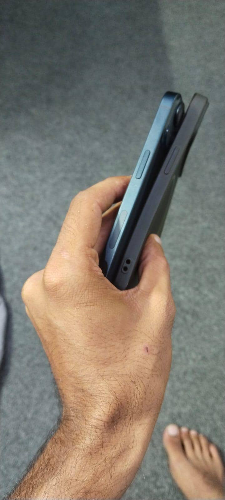 Apple iPhone 14 4