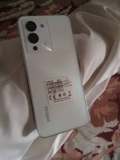Infinix Note 12