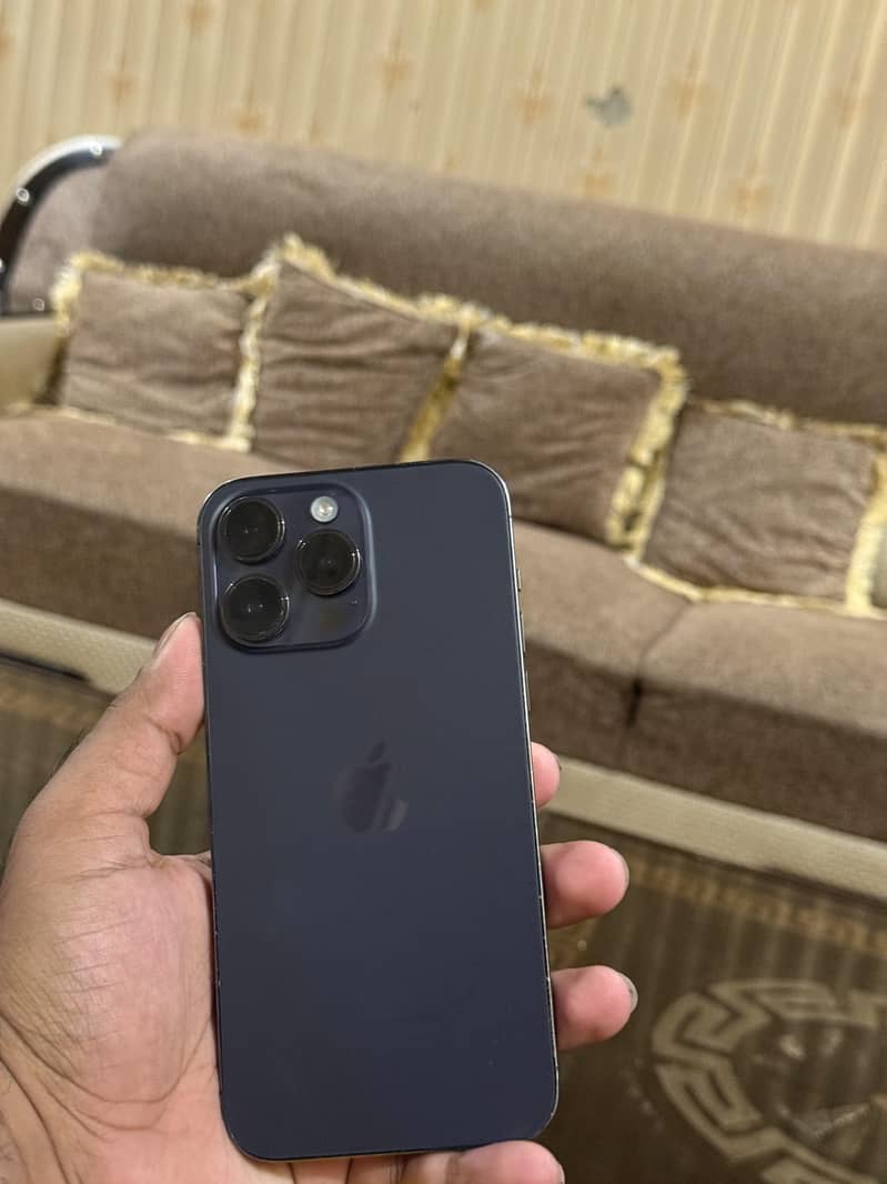 Apple iPhone 14 Pro Max 2