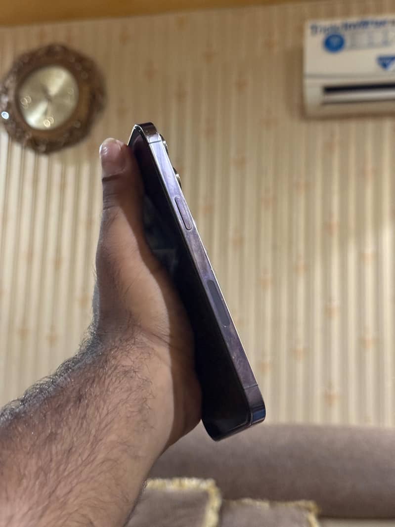 Apple iPhone 14 Pro Max 3