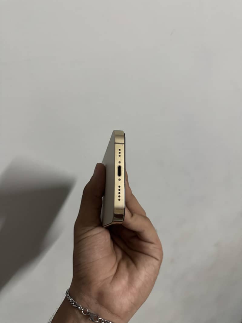 Apple iPhone 13 Pro 5