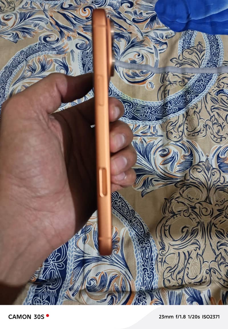 Apple iPhone 17 Pro Max 2