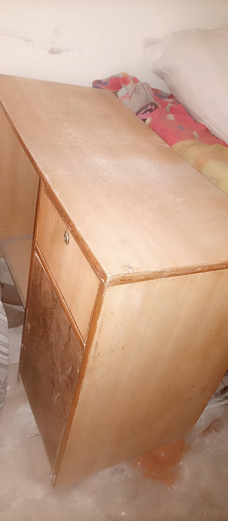 Computer Table not used 0
