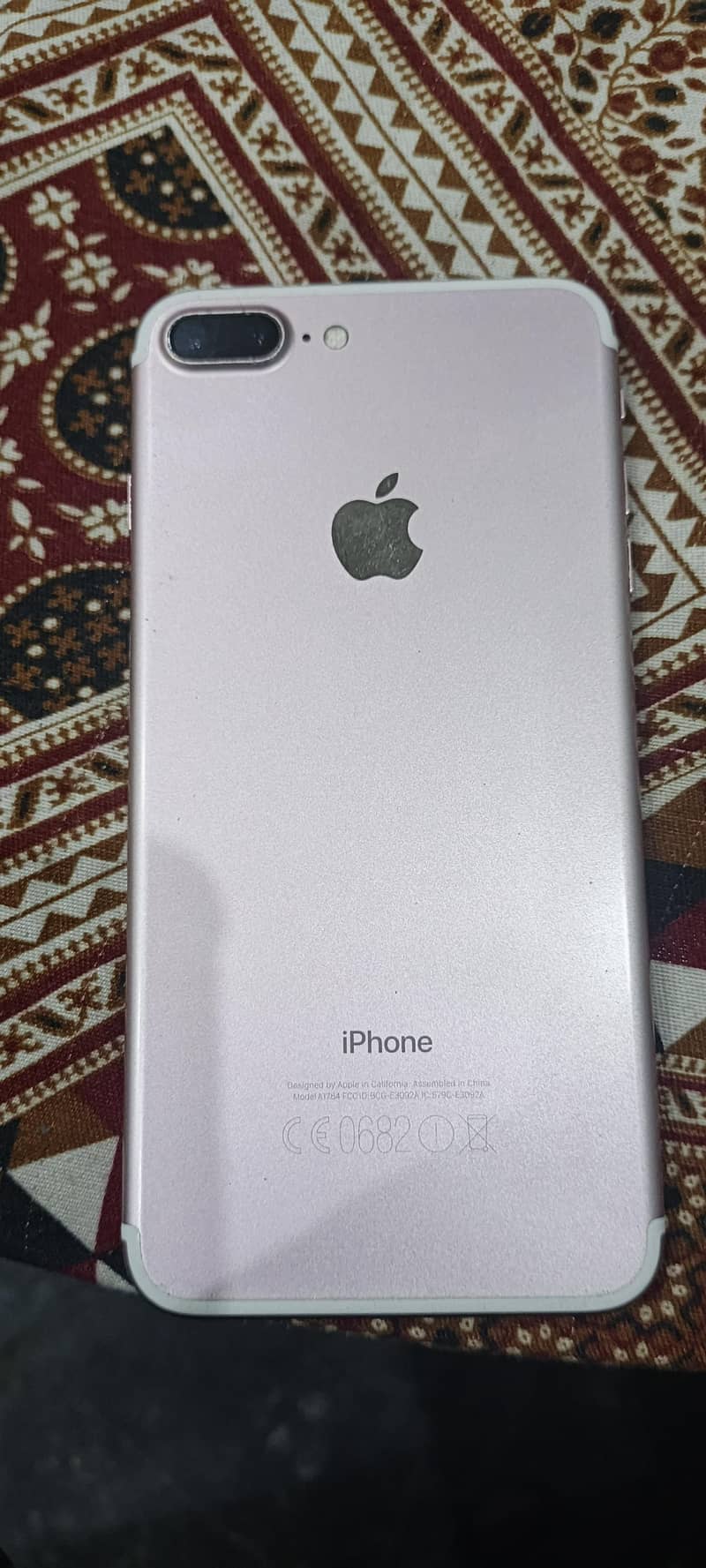 Apple iPhone 7 Plus 3