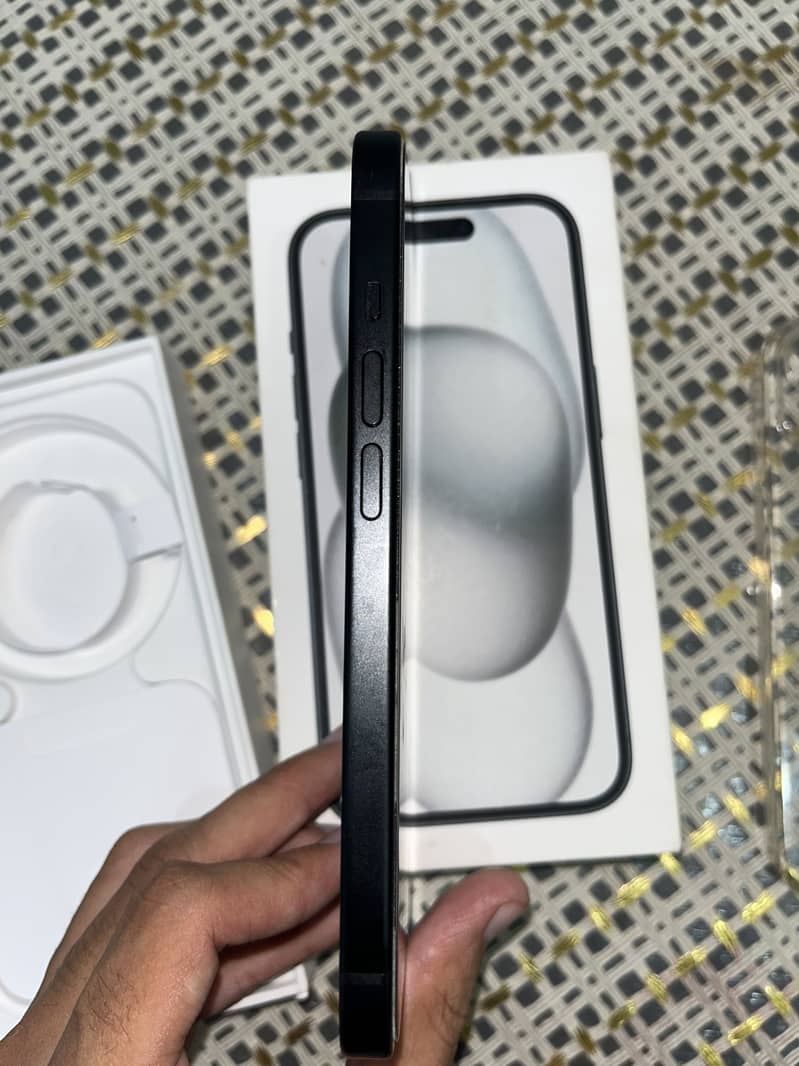 Iphone 15 jv 3