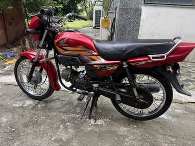 Honda 100 praider