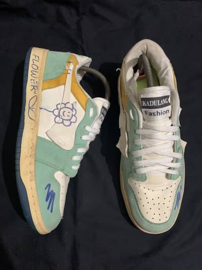Thrift shoes