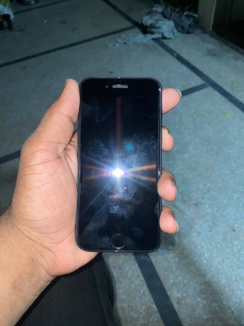 Apple iPhone 7 5