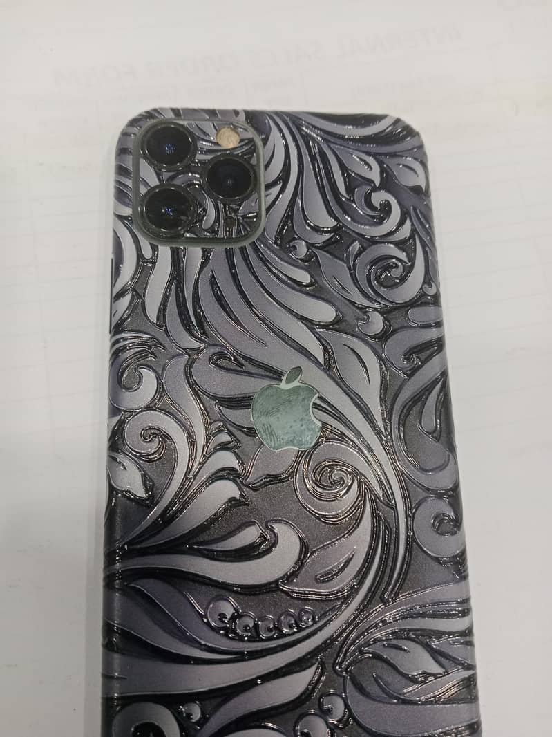 Apple iPhone 11 Pro 0