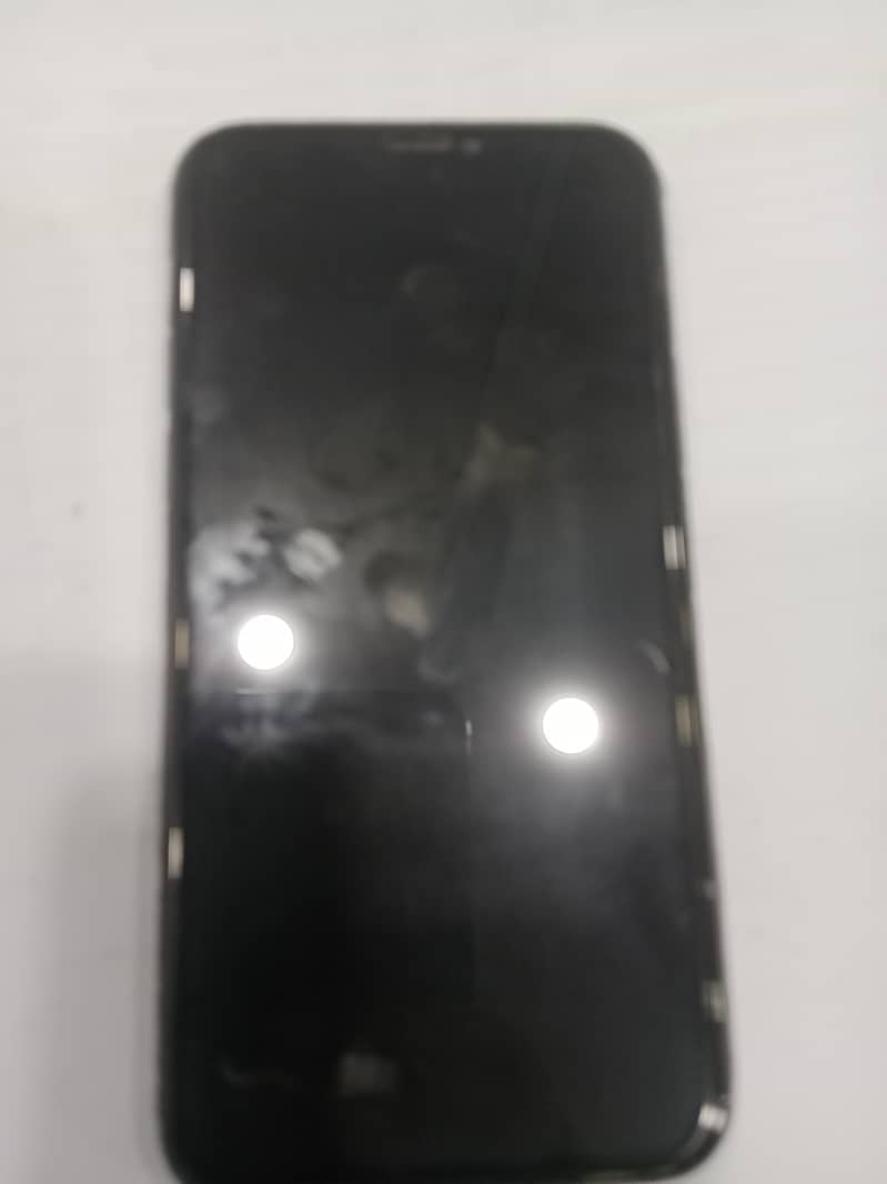 Apple iPhone 11 Pro 1