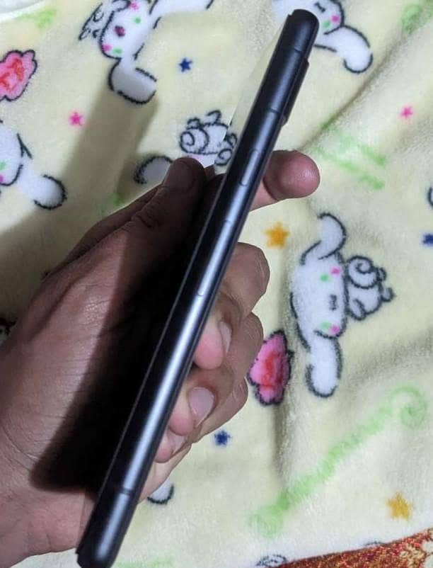 Google Pixel 7a 4