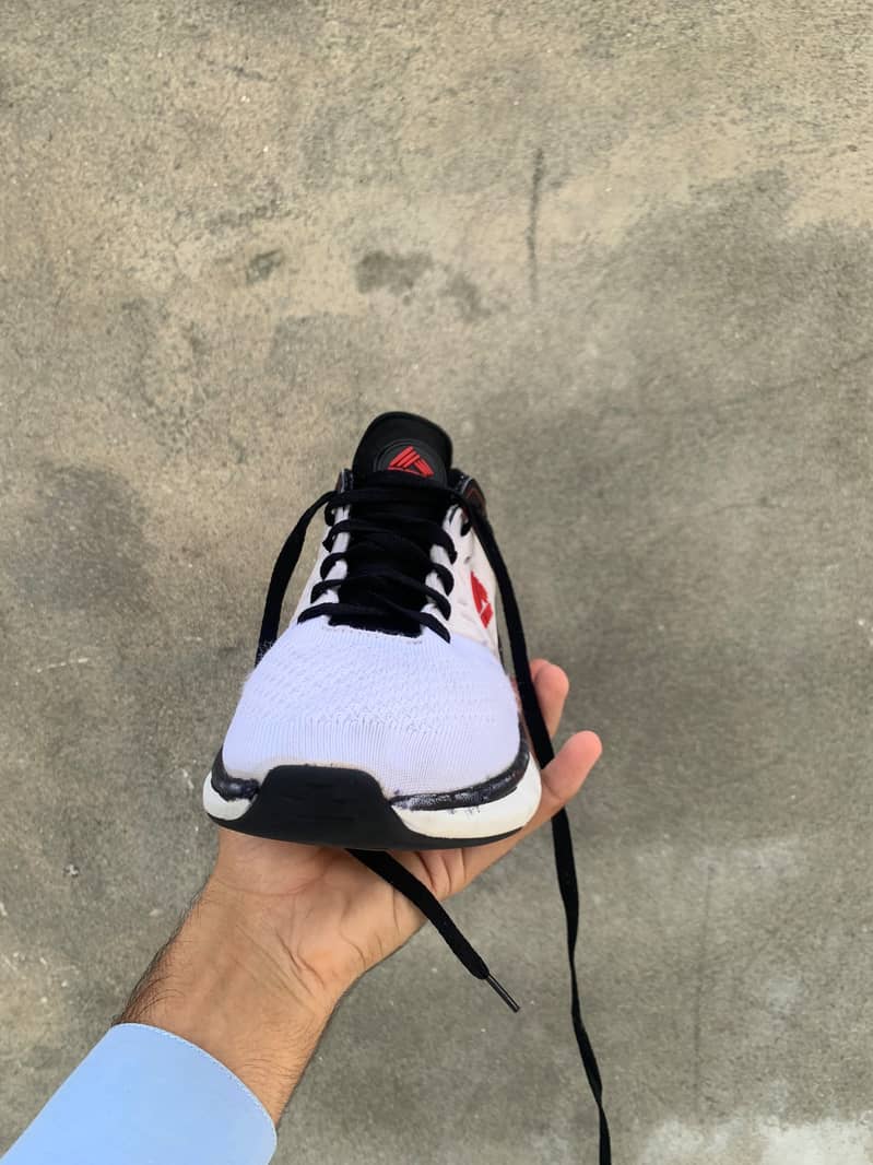 SHOSE 2