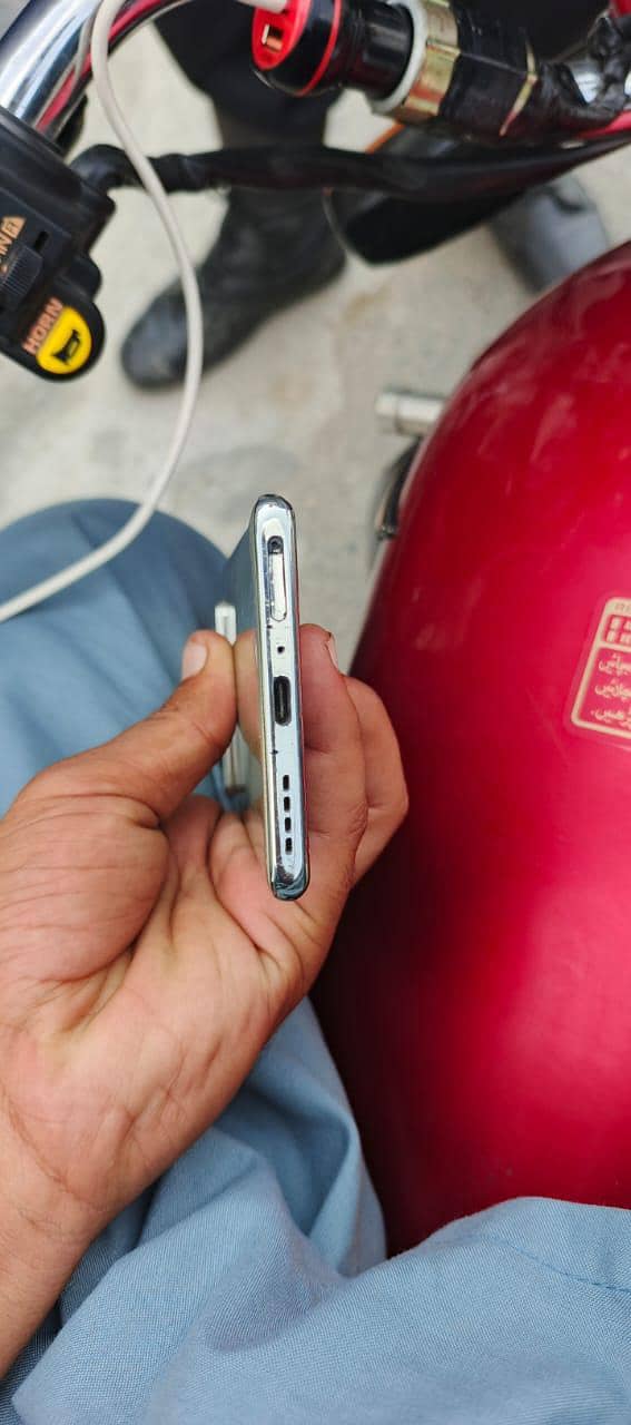 Infinix Note 40 Pro 1