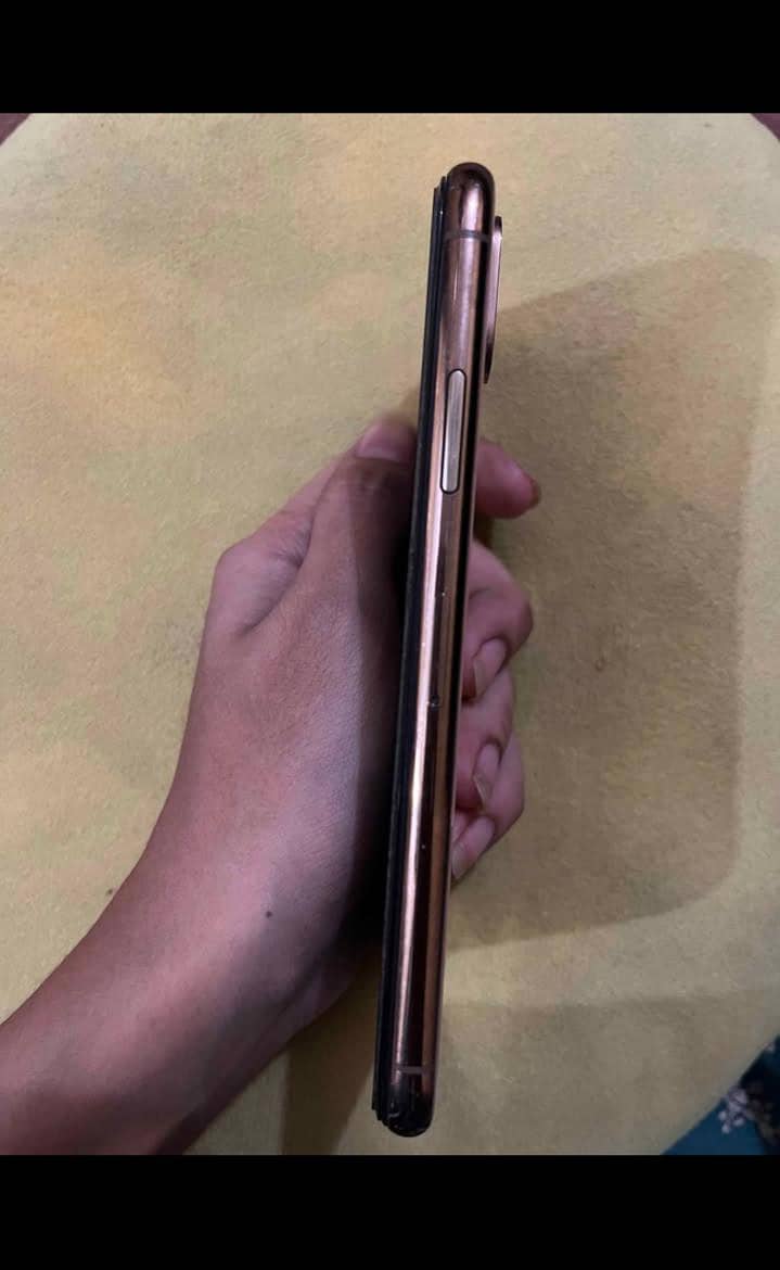 iPhone xs 2