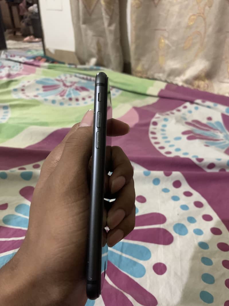 Apple iPhone 8 2