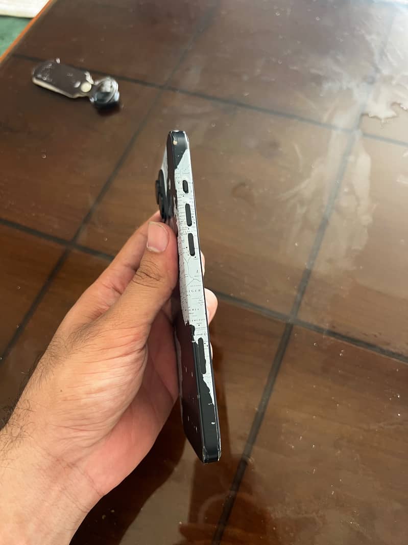 Apple iPhone 15 plus 5