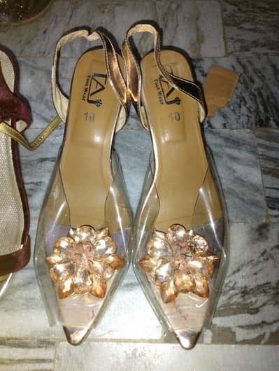 Preloved Footwear (Size 40-41)