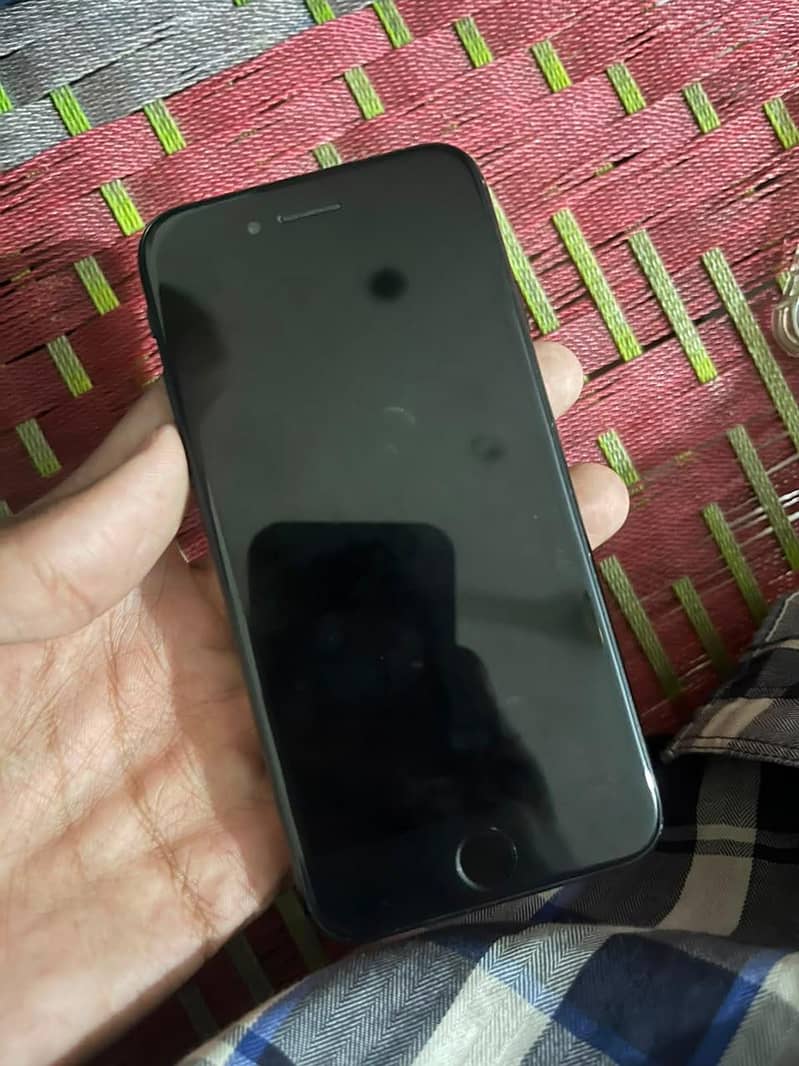 Apple iPhone SE 1