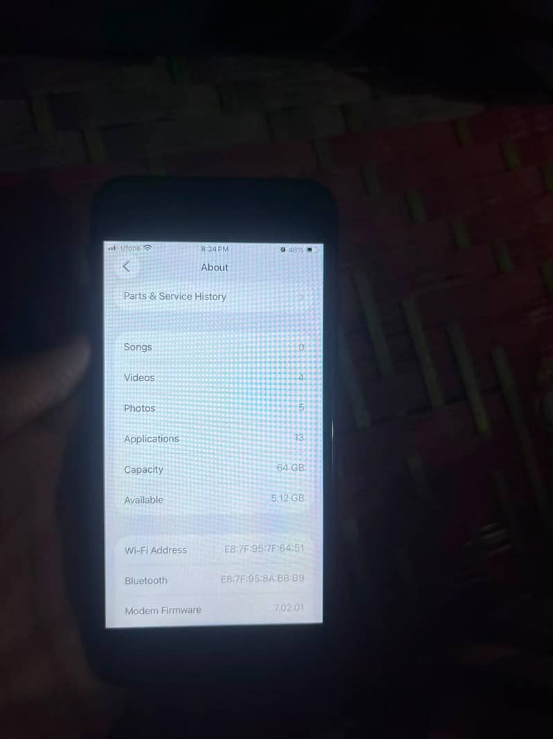 Apple iPhone SE 6