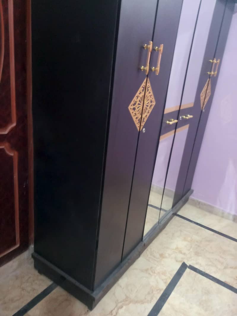 bed set+sofa set+dressing+Almari 4