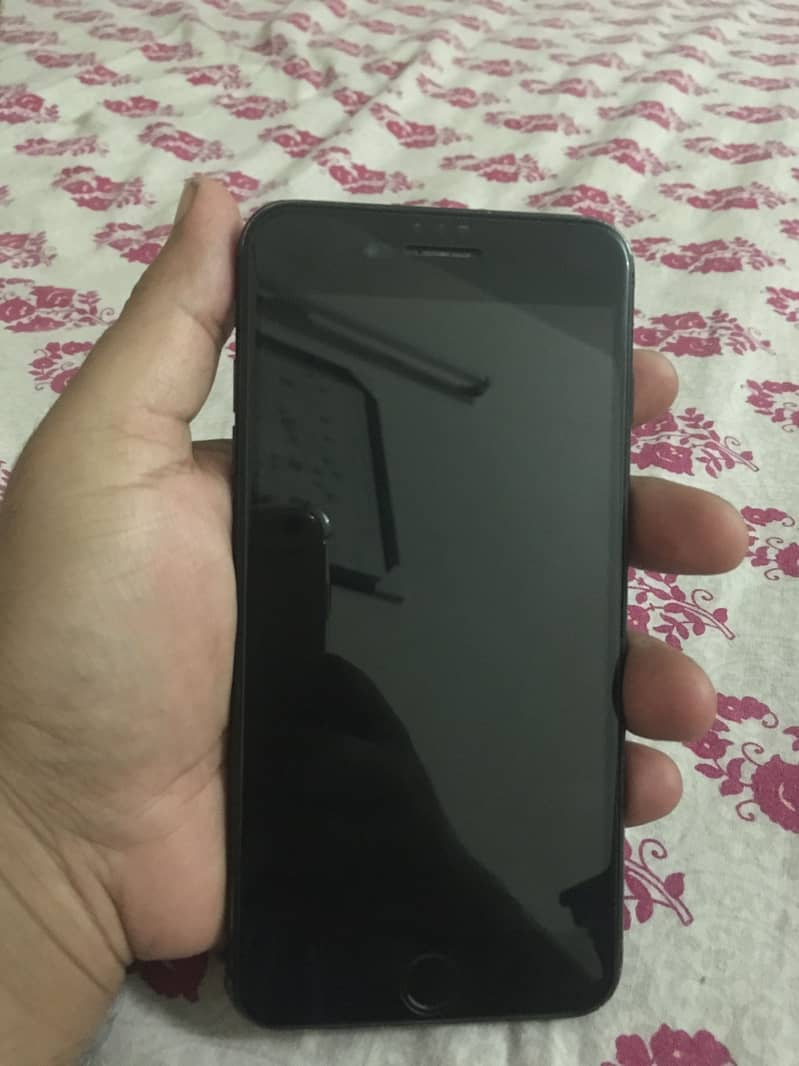 Apple iPhone 7 Plus 3