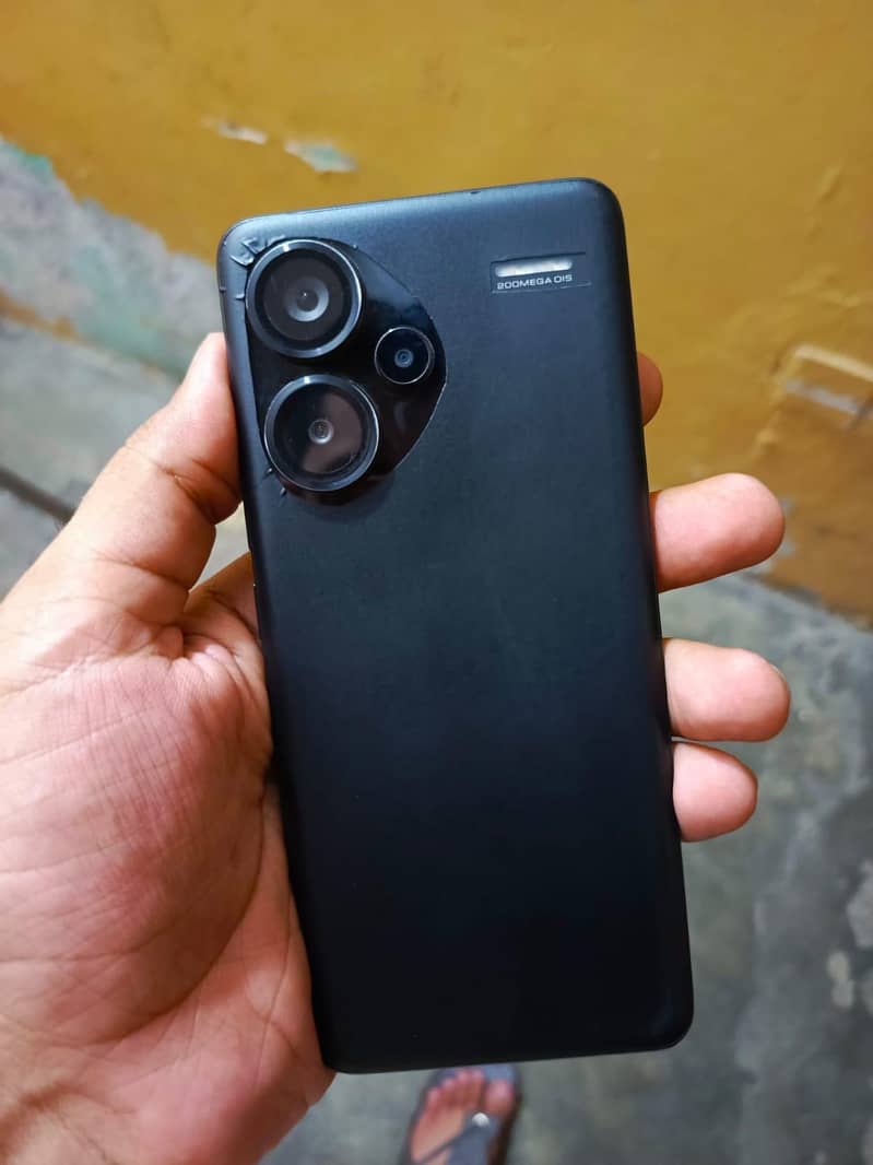 Xiaomi Redmi Note 13 Pro Plus 1