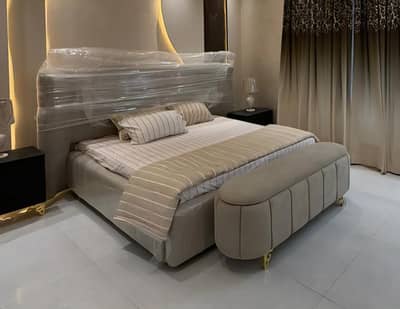 Boucle Bed with side tables