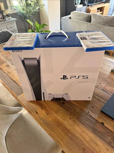 Playstation 5 Disc Edition + Games