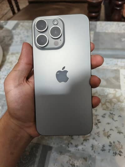 Apple iPhone 15 Pro Max jv