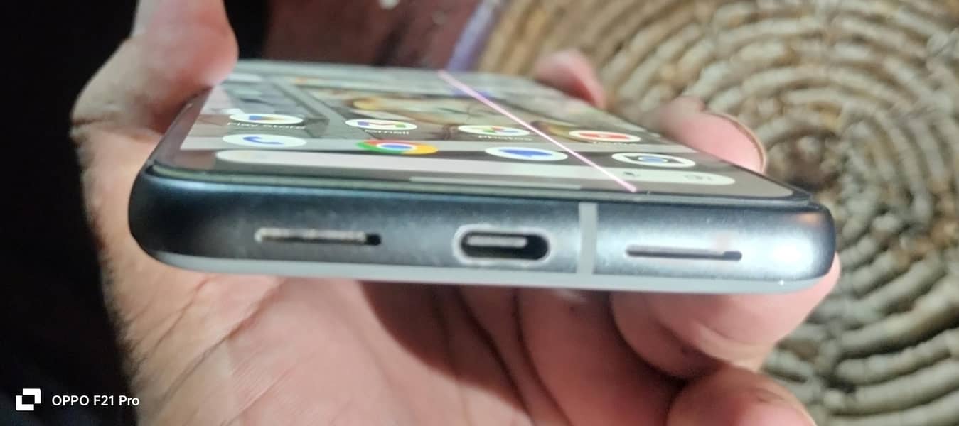 Google Pixel 8 3