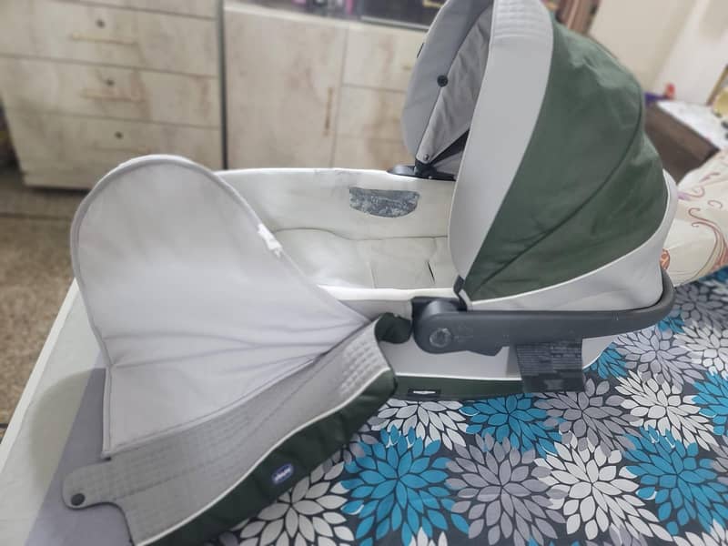 Stroller 0