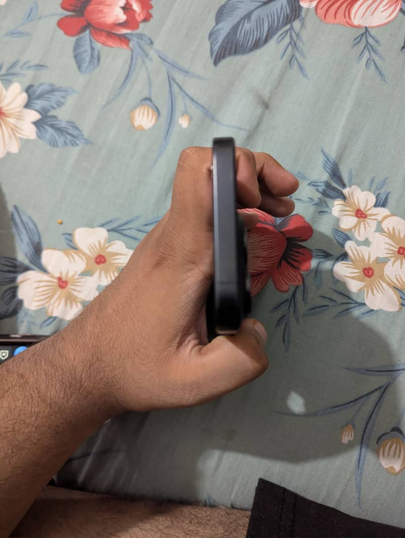 Iphone 15 pro 1