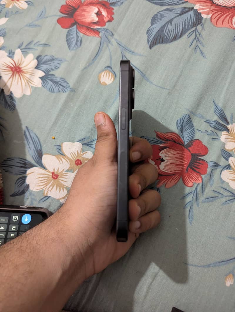 Iphone 15 pro 2