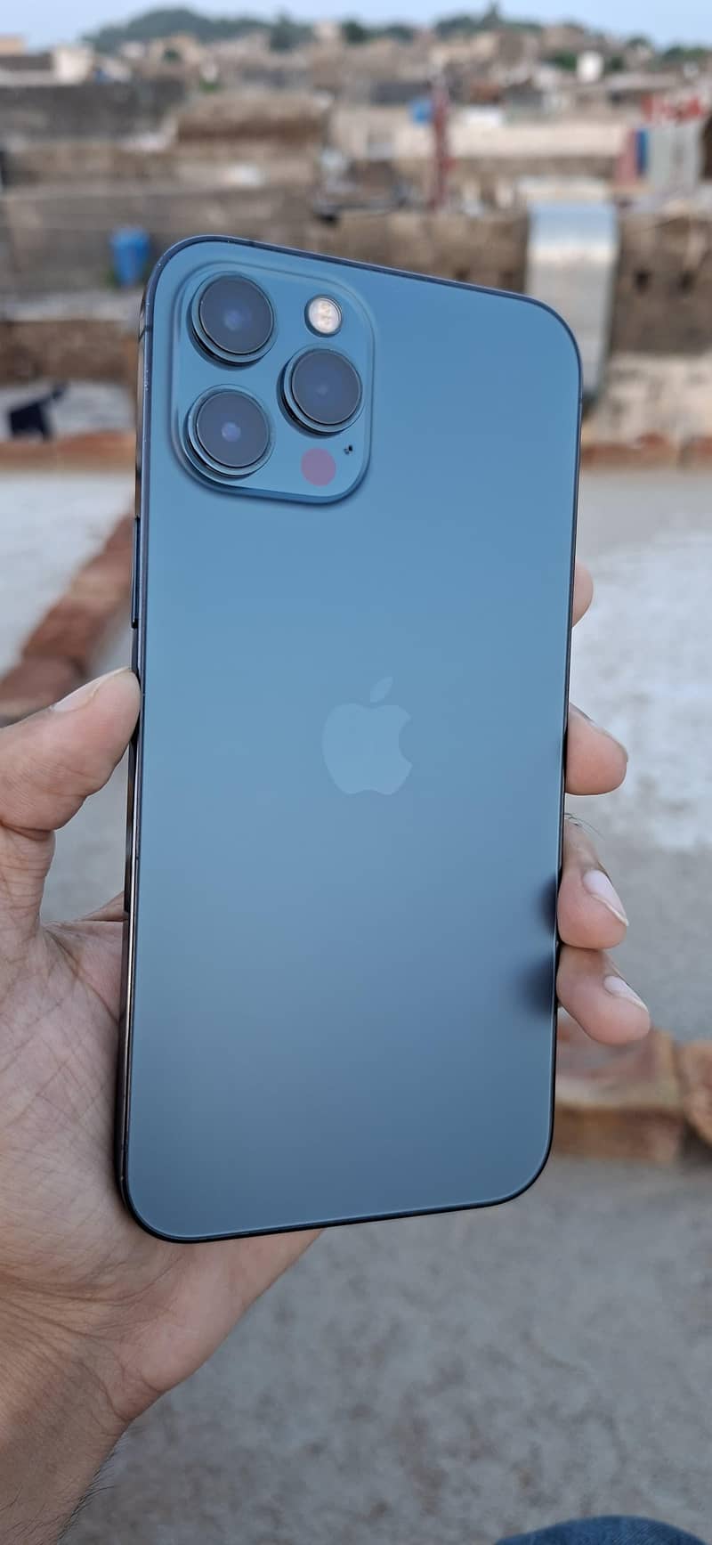 Apple iPhone 12 Pro Max 1