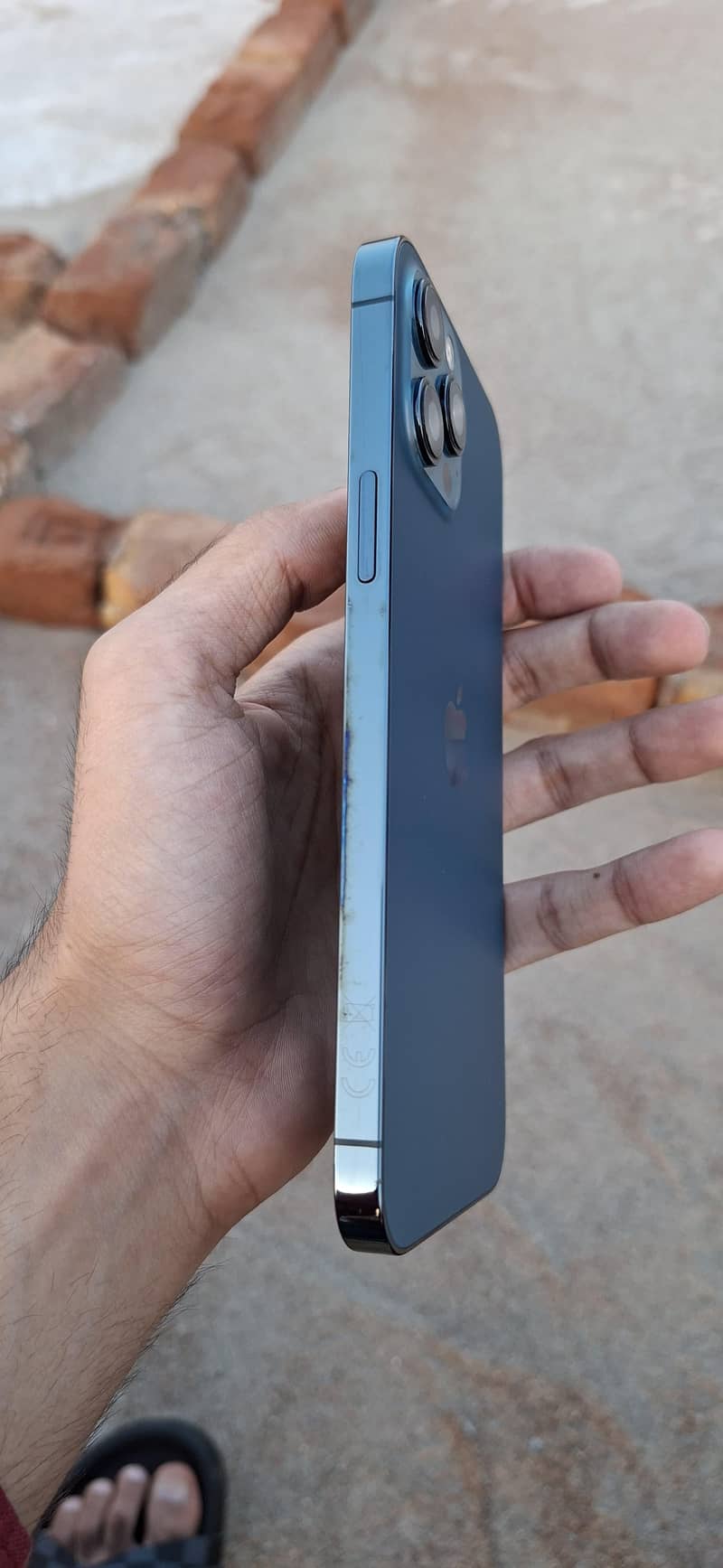 Apple iPhone 12 Pro Max 2