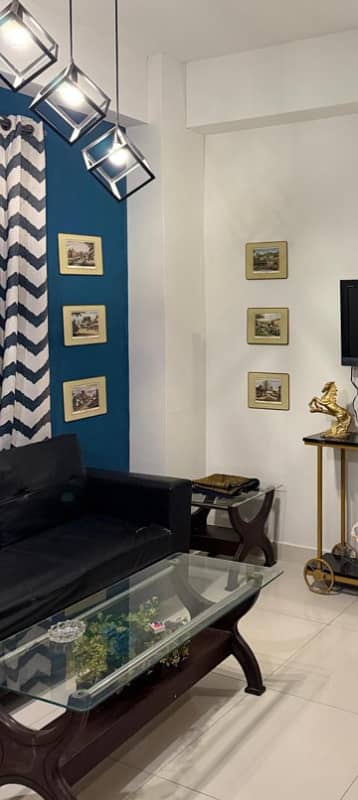 Par Day 1bed apartment available in Islamabad