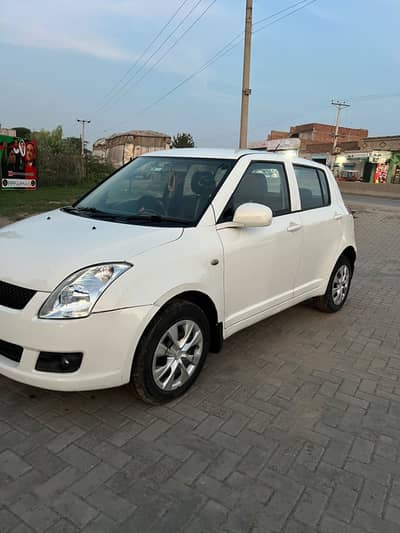 Suzuki Swift 2011 Contact On 03066062105