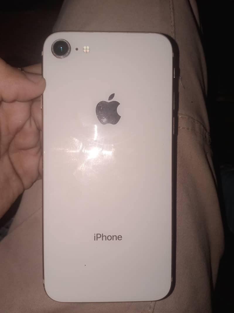 Apple iPhone 8 0