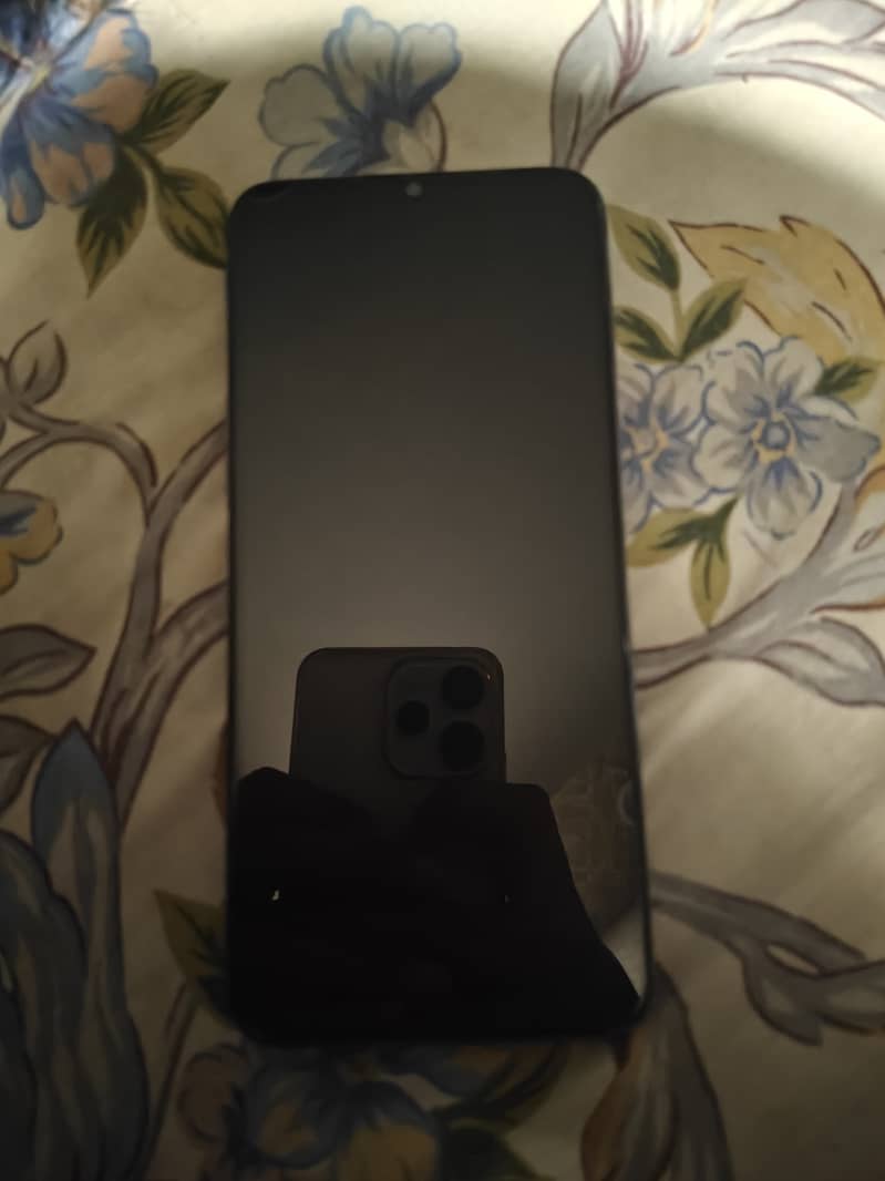 Realme C3 4