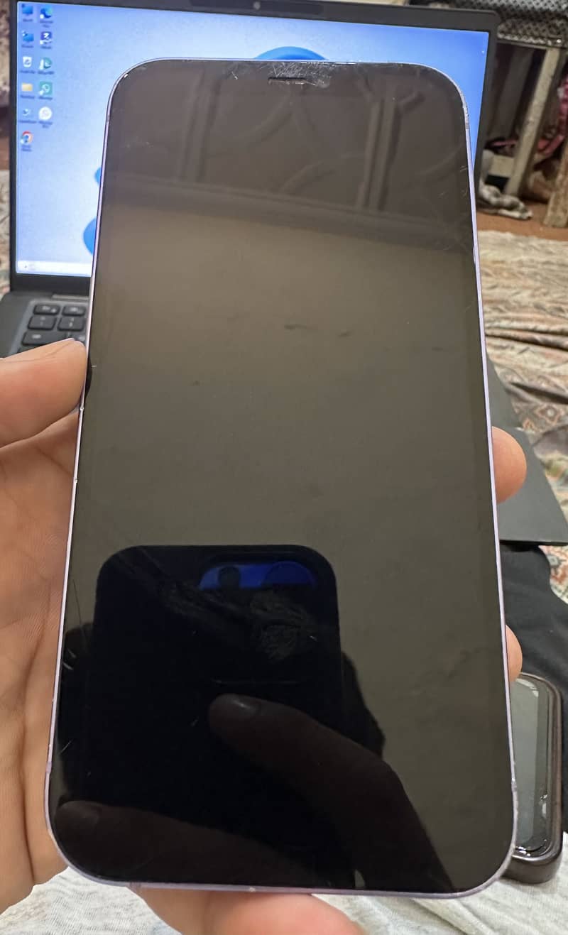 Apple iPhone 12 2