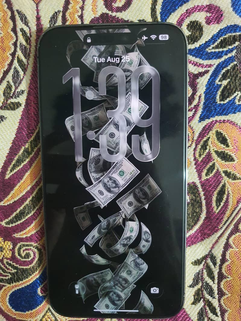 Apple iPhone 14 Pro Max 1
