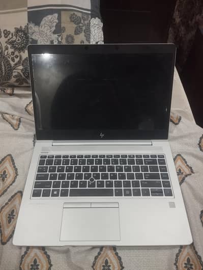 HP Elitebook 840 G6 (New logo)