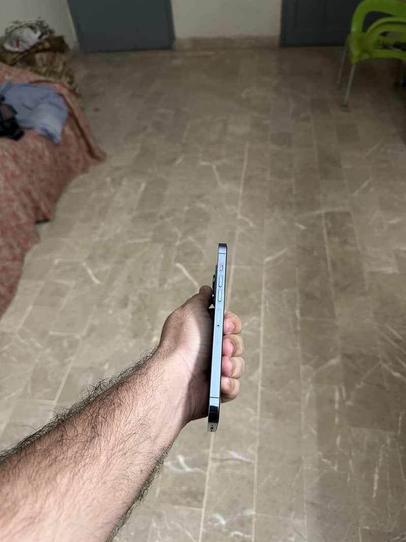 Apple iPhone 13 Pro Max 3