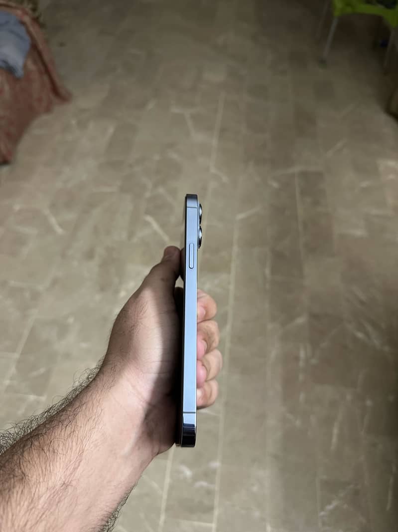 Apple iPhone 13 Pro Max 5