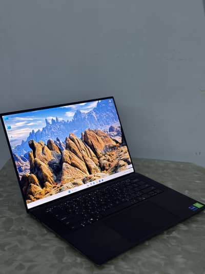 Dell Precision 5560 – High-Performance Professional Laptop